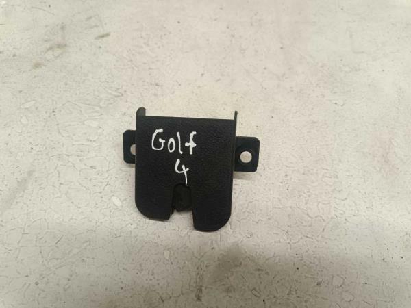 GACHE DE HAYON VW GOLF 4/ GOLF 4 BREAK/ BORA BREAK - Vue 1